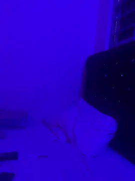 Luna_bigtitss777 webcam