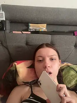 SofieKayla from StripChat is Freechat