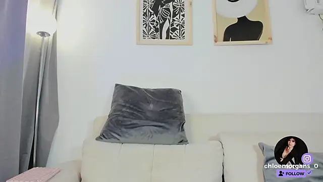 Chloe_Morgans webcam