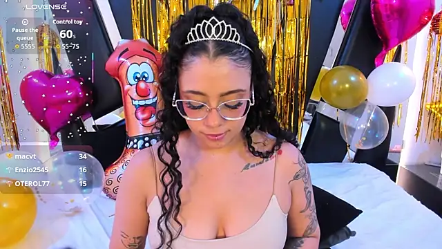 antonelllepiercee webcam