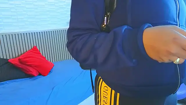 Milena_lawson webcam