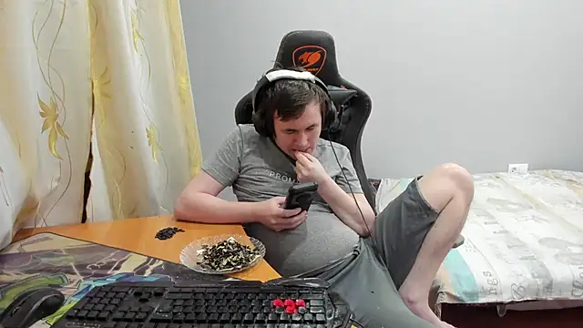 iliaskrislove webcam