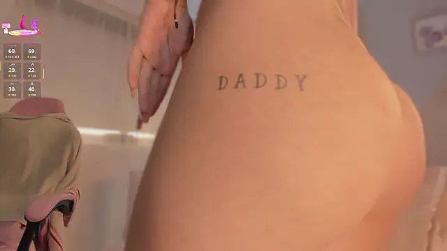 caro_sanchezz webcam