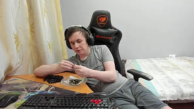 iliaskrislove webcam