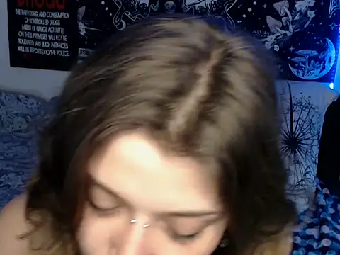 AlienforTwenty webcam