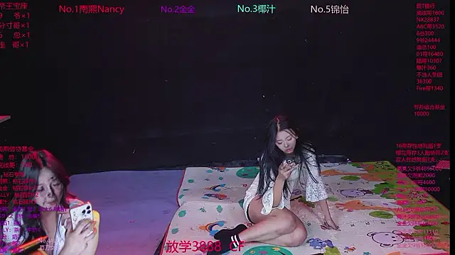 美女SuperGirl-100在线直播