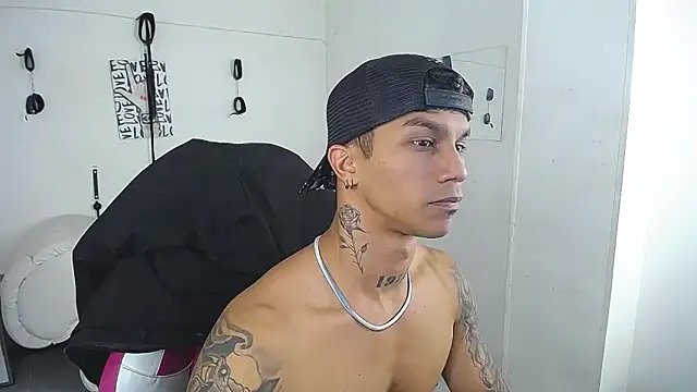 Leonard_Price webcam