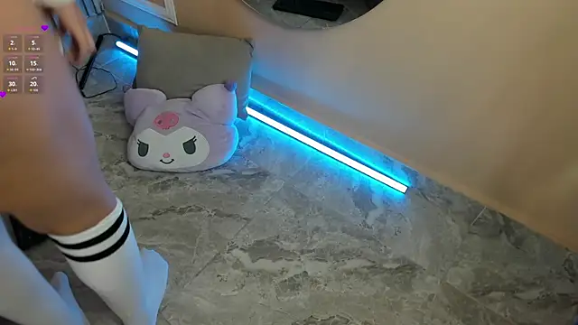 EloiseSweetxx webcam