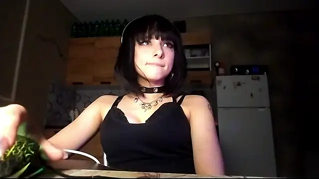 Lontry_Belove webcam