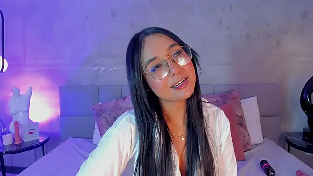 Lucianaaguzman webcam