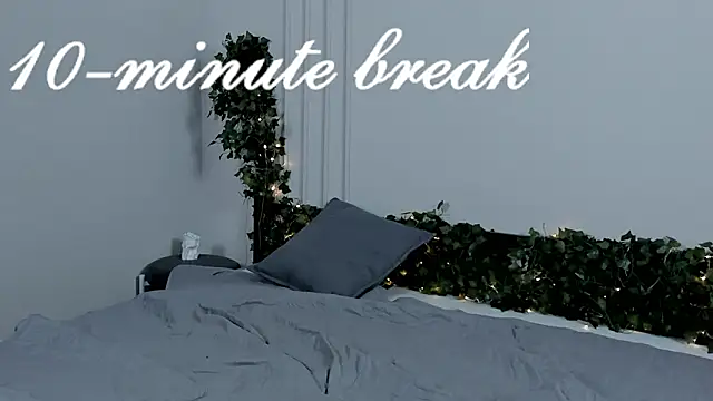 anikavelour - AnikaVelour's free webcam - UK Sex Cams