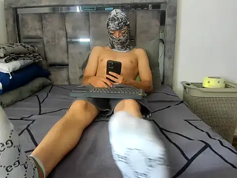 Master_Ruthless77 webcam