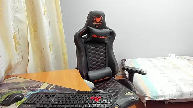 iliaskrislove webcam