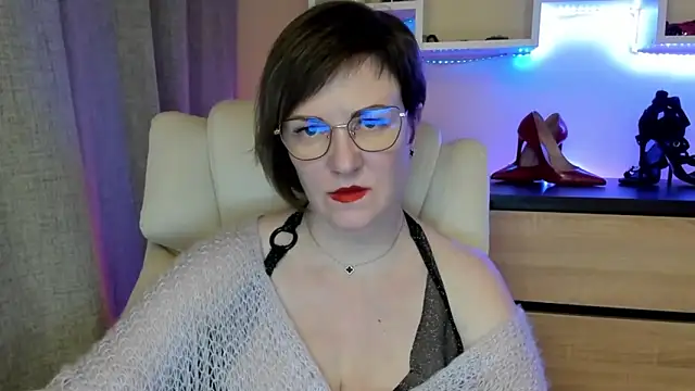 feliziaDesire webcam