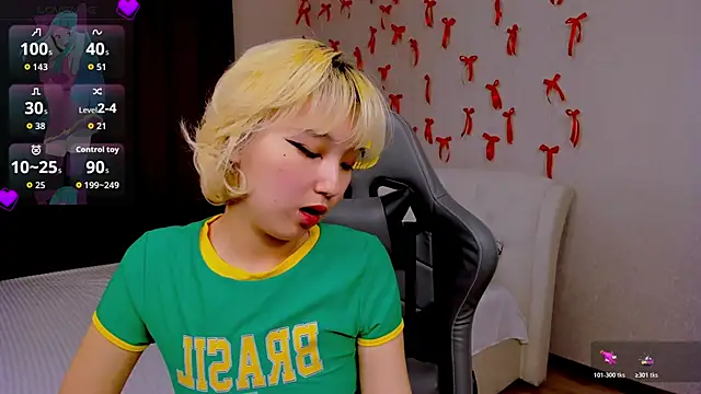 milla_aheo - Milla_Aheo's free webcam - UK Sex Cams