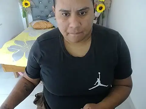 hotlesby_valery webcam