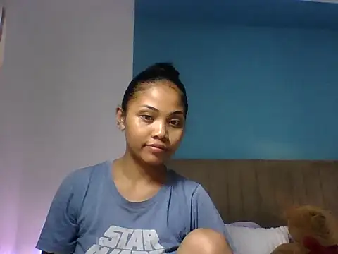 naya86 webcam