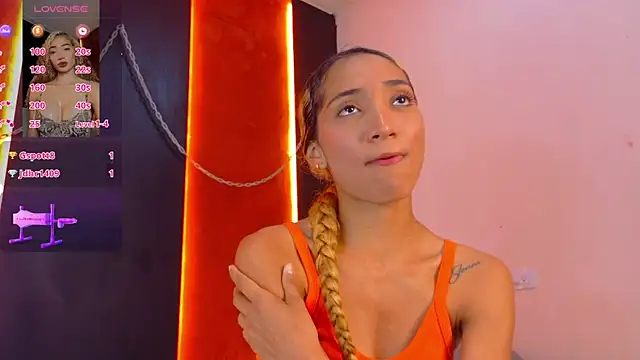 Charlotte_Love10 webcam