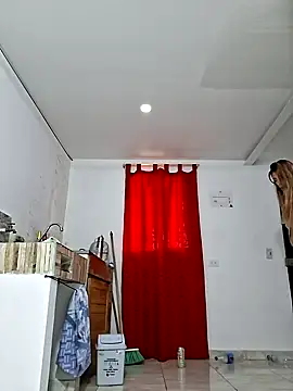 Elianasuarezz webcam