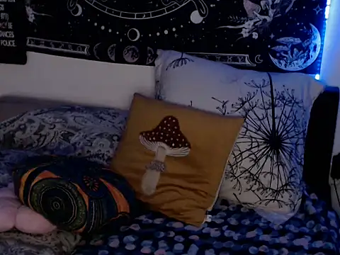 AlienforTwenty webcam