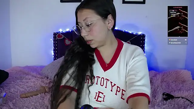 sienna_rose_pym webcam