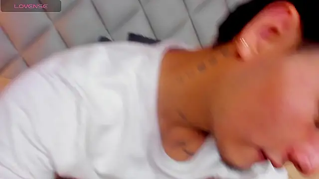 Clement_Reyes webcam