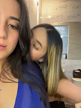 Antonella_Julieta webcam