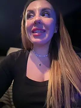 MilfNextDoor20 webcam