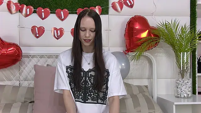 taraharris - TaraHarris's free webcam - UK Sex Cams