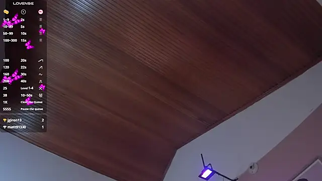 elodie_walker webcam