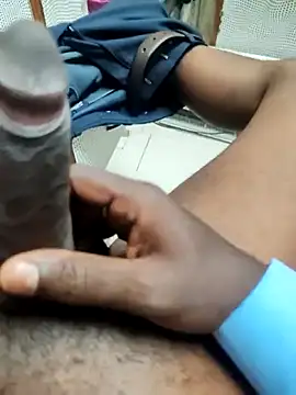 paramkeerthi - Paramkeerthi's free webcam - UK Sex Cams