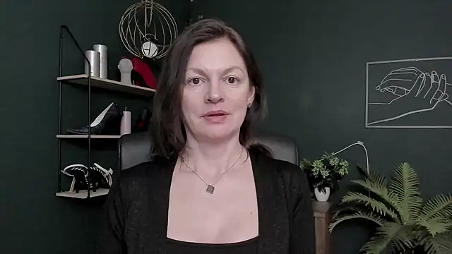 vivianwild - VivianWILD's free webcam