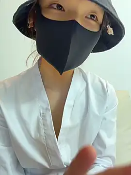 美女nide-laoshi在线直播