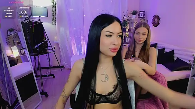 _jesslei_ (G teen) - 💋French Kissing💋