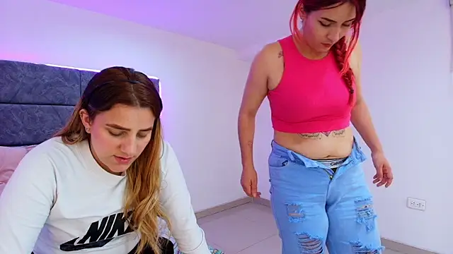 Dakota_Megan_69 webcam