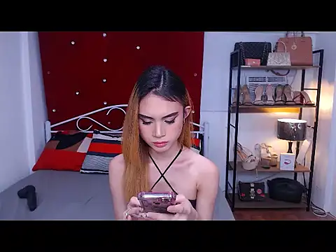 JuicyCockThea webcam