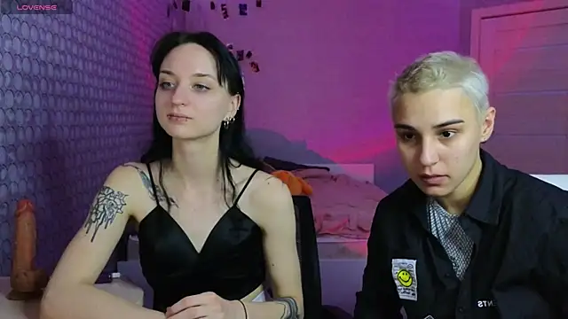 Escaped_Brides webcam