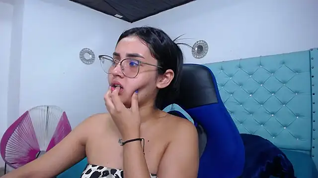 kathe-mills235 webcam