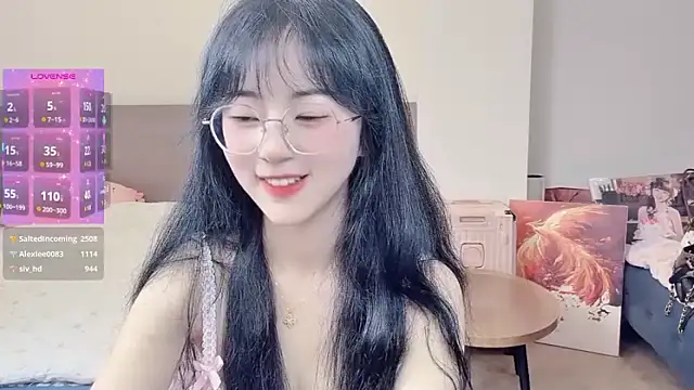 美女-ruoruo-在线直播