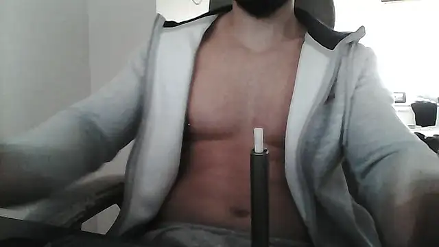 YourDreamCumTrue webcam