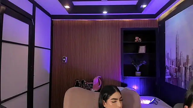 lorraineHunter webcam