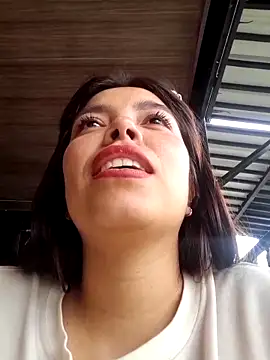 Ariana_Castillo__ webcam