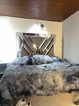 TianaRios_Pink webcam