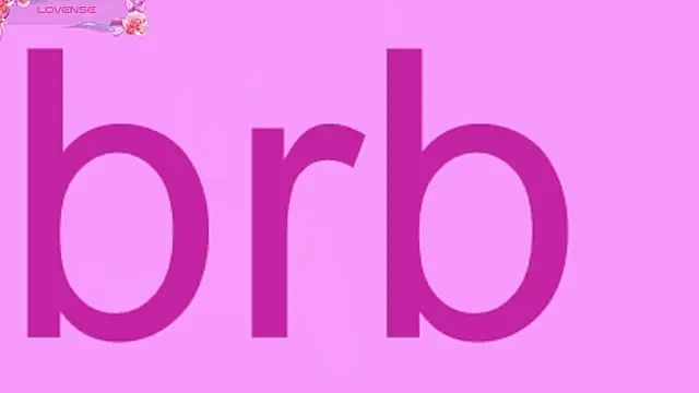 kellymoussi - KellyMoussi's free webcam - UK Sex Cams