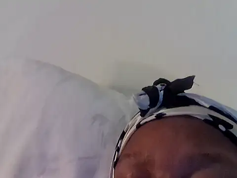 ThiqueAssKitty webcam