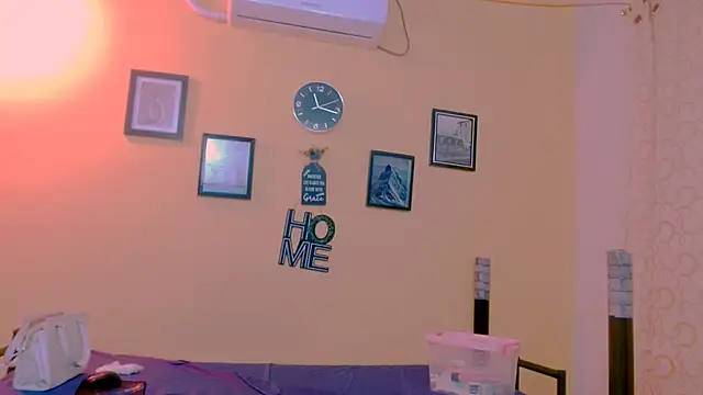 sexiempoderada18 webcam