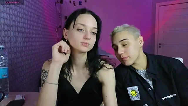 Escaped_Brides webcam