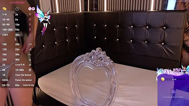 Karolyn_rousse webcam