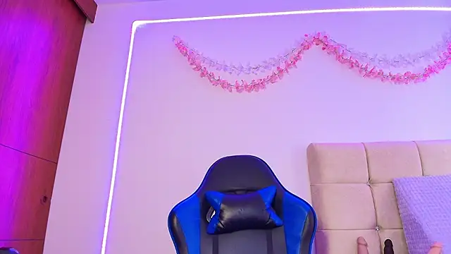 dulce_mariaa___ webcam