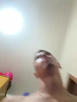 gabrielzz00 (M twink) - Faço uma dança sexy